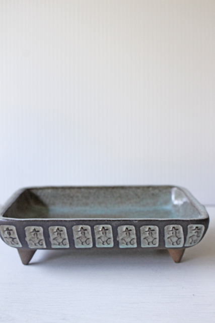 北欧ヴィンテージ/Berg/角皿/脚付き/SOLD OUT
