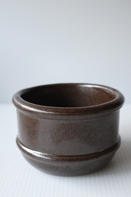 Φ13cm、高さ8cm