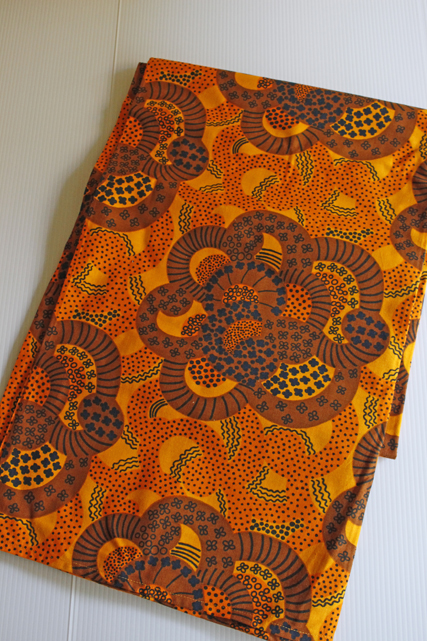 北欧ヴィンテージ/プリントファブリック/レトロフラワー/SOLDOUT