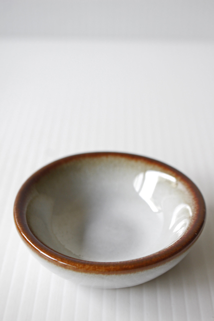 1/Φ7cm、高さ2.5cm