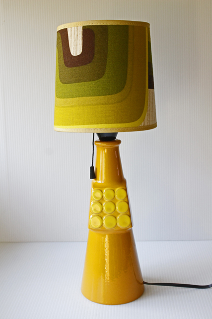 北欧照明/ヴィンテージテーブルランプ/Knabstrup/イエロー