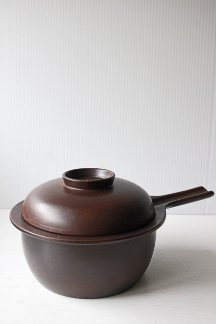 Φ17cm、高さ7.5cm