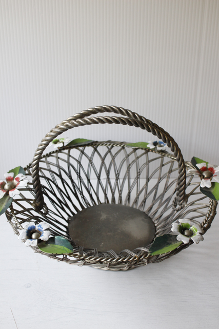 Φ25.5cm、高さ8cm