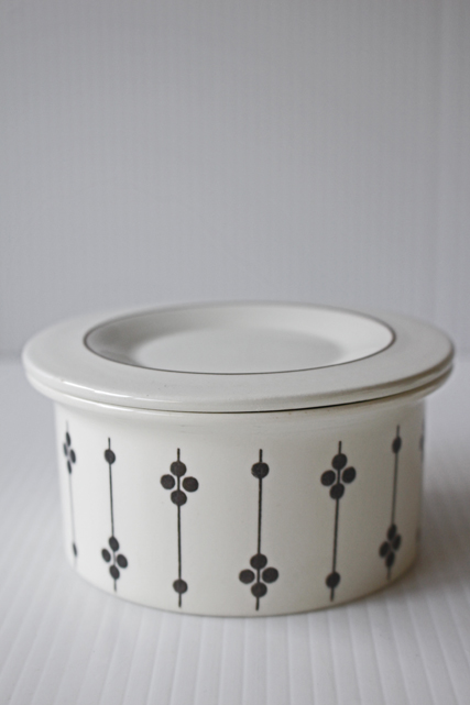 北欧ヴィンテージ/ARABIA（アラビア）/Kartano/蓋つきボウル/No.1