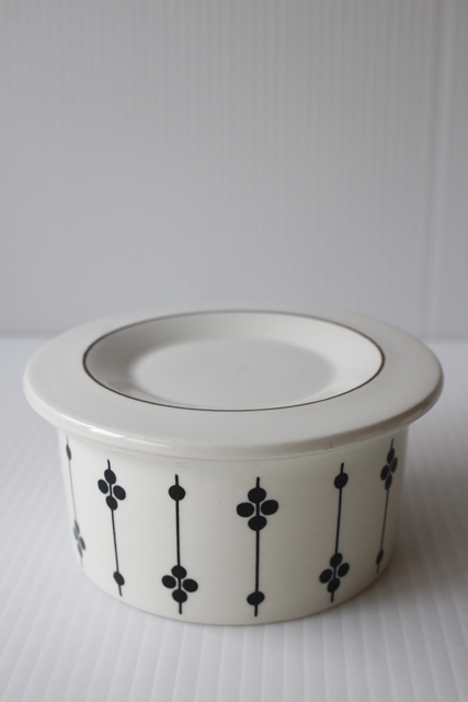 北欧ヴィンテージ/ARABIA（アラビア）/Kartano/蓋つきボウル/No.3