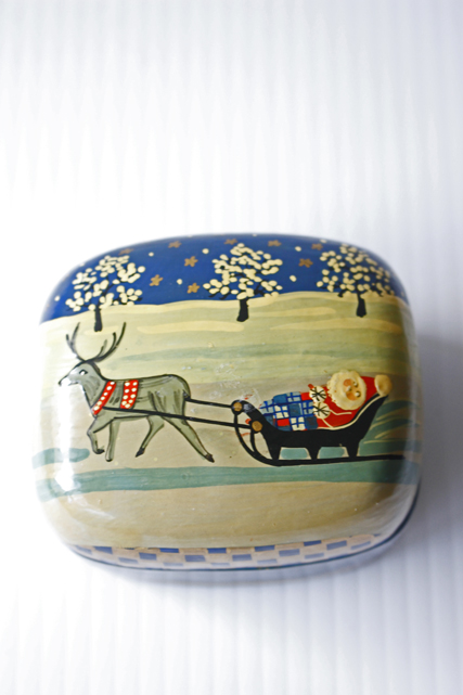 北欧ヴィンテージ/フィンランド工芸/Asta pulkkinen/ハンドペイントの木箱/SOLD OUT