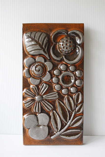 北欧ヴィンテージ/Upsala Ekeby/Berit Ternell /陶板の壁掛け/植物/オレンジ/SOLD OUT