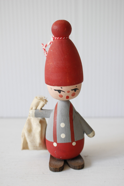 北欧ヴィンテージ/木製のお人形/ニッセ/SOLD OUT