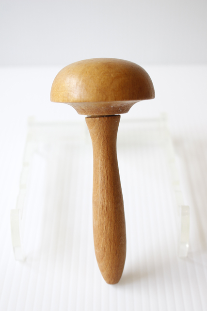 長さ12cm、頭Φ5.5cm