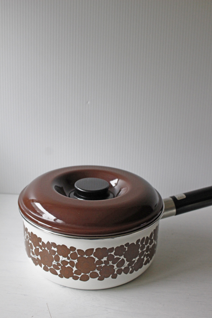 北欧ヴィンテージ/ARABIA/FINEL/ホーロー片手鍋/ブラウンのお花/SOLD OUT