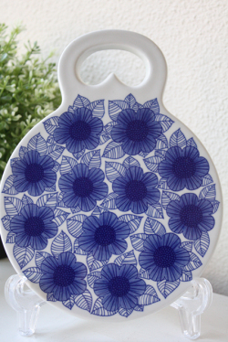 ＡＲＡＢＩＡ/Malva/カッティングボード/ブルーのお花/ＳＯＬＤ　ＯＵＴ