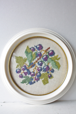 北欧刺繍/ハンドメイド/クロスステッチ/ブルーベリー/SOLD OUT