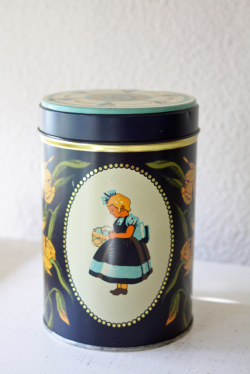 北欧ヴィンテージ缶/irma/イヤマ