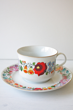 ハンガリー/カロチャ刺繍のお花モチーフ