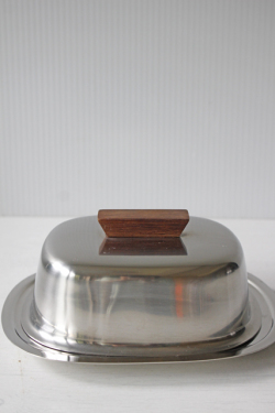 16.5×13cm、高さ6cm