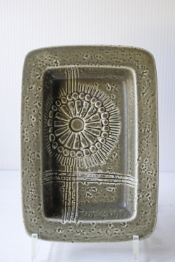 20×14cm、高さ3.5cm