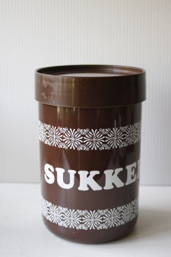 1/Φ12cm、高さ18cm