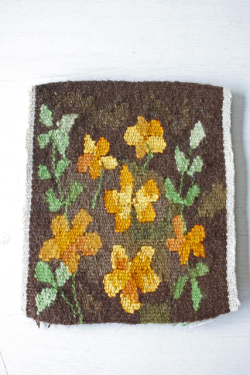 北欧織物/フレミッシュ織/つづれ織り/オレンジのお花