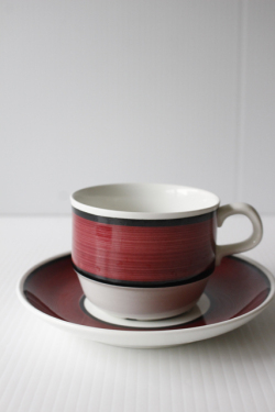 北欧ヴィンテージ/Rorstrand/CARMEN/カップ＆ソーサー/チェリーレッド/No.2/SOLD OUT