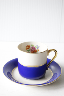 北欧ヴィンテージ/ARABIA（アラビア）/デミタスカップ＆ソーサー/フラワーブーケ