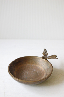 Φ9cm、高さ2.5cm