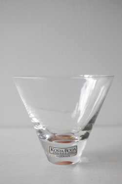 未使用！北欧ヴィンテージ/KOSTA BODA/カクテルグラス/レッド/SOLD OUT