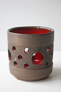 Φ8.5cm、高さ8.5cm