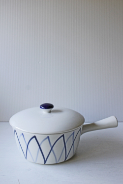 北欧ヴィンテージ/Lyngby Porcelain/片手鍋/Bla Flamme/SOLD　OUT