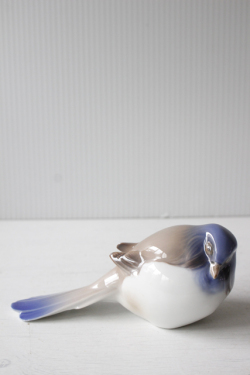 横幅13.5cm、高さ5.5cm