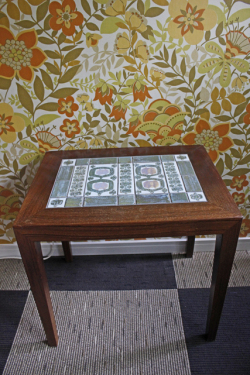 中/47×35cm、高さ44.5cm
