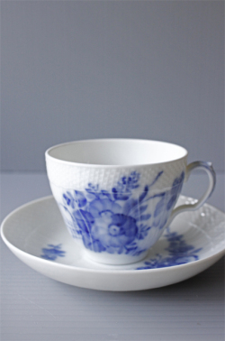 北欧ヴィンテージ/Royal Copenhagen /ブルーフラワー/カーブ/No.6/SOLD OUT