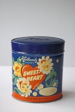 北欧ヴィンテージ/ノルウェー製/ヴィンテージ缶/お花と女の子/SOLD OUT