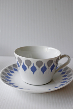 北欧ヴィンテージ/Lyngby Porcelain/ティーカップ＆ソーサー/ドロップ/SOLD OUT