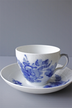 北欧ヴィンテージ/Royal Copenhagen /ブルーフラワー/カーブ/No.7/SOLD OUT