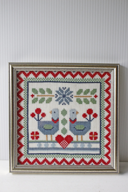 【クリスマス】北欧ヴィンテージ/刺繍のフレーム/小鳥のカップル/SOLD OUT