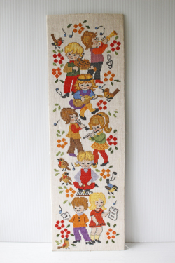 北欧ヴィンテージ/ヴィンテージ手刺繍/小さなミュージシャン達/SOLD OUT