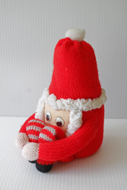 【クリスマス】北欧ヴィンテージ/手編み/お座りニッセ