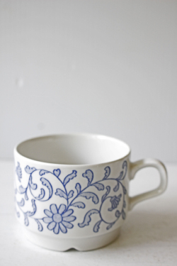 コーヒー/Φ7.5cm、高さ5.5cm