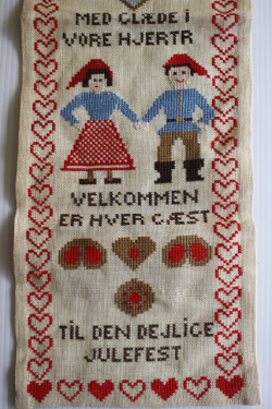 【クリスマス】北欧ヴィンテージ/刺繍壁掛け/ニッセのクリスマス/SOLD OUT