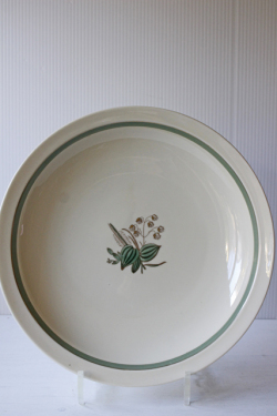 Φ27.5cm、高さ4cm