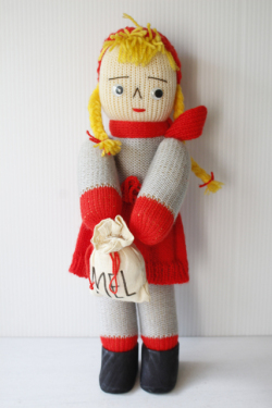 【クリスマス】北欧ヴィンテージ/手編み/ニッセの女の子