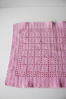 北欧ヴィンテージ/手編みのドイリー/ピンク/No,2