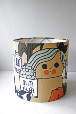 北欧照明/ランプシェード/marimekko/可愛い女の子（Φ18ｃｍ×17ｃｍ）/SOLD OUT