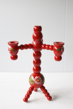 1辺13cm、高さ20cm