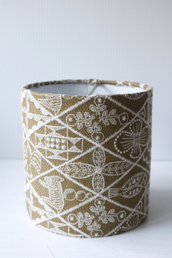 北欧照明/ランプシェード/ミナペルホネン/刺繍/サンドカラー（Φ15ｃｍ×15ｃｍ）/SOLD OUT