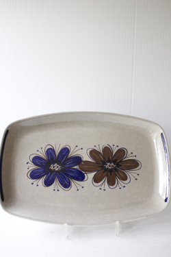 大サイズ！北欧ヴィンテージ/Stavangerflint/サービングプレート/青と茶のお花