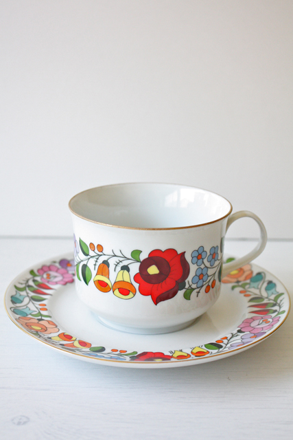 PetaPeta北欧雑貨ショップ＞＞ハンガリー＞＞カロチャ刺繍＞＞カップ