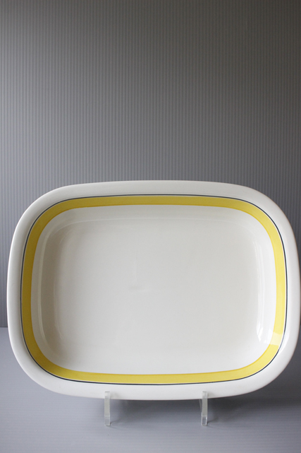 PetaPeta北欧雑貨ショップ＞＞北欧ヴィンテージ＞＞Faenza＞＞角皿