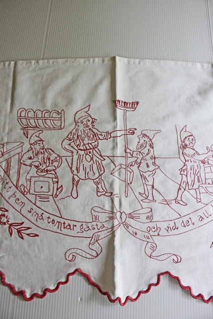 PetaPeta北欧雑貨ショップ＞＞北欧刺繍＞＞テーブルセンター＞＞ニッセ