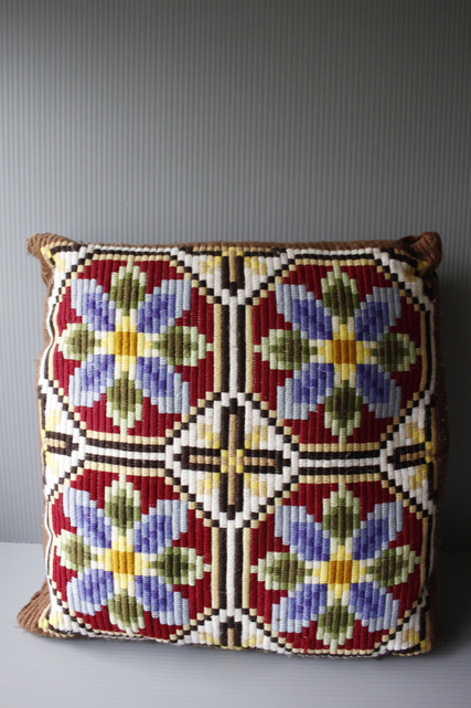 ペルーの手作り刺繍　アルパカブレンド　クッションカバー　伝統的な刺繍　45x45 ペルーの手作り刺繍 アルパカブレンド クッションカバー 伝統的な刺繍